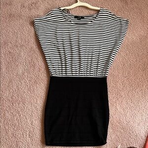 Forever 21 Black and White Cap Sleeve Sheath Dress